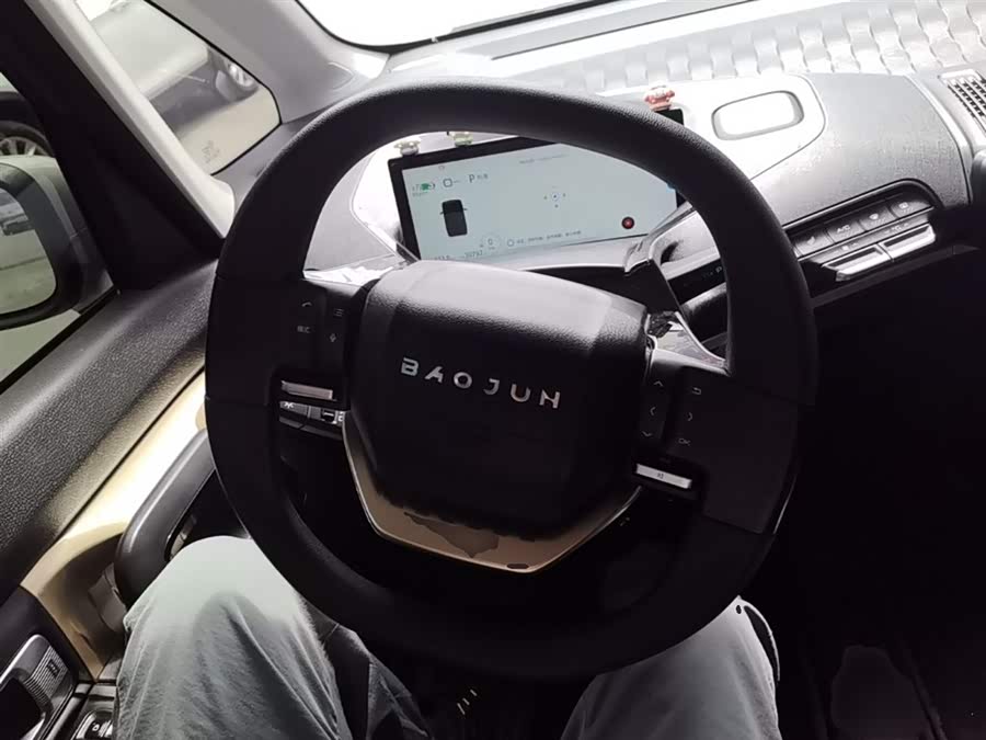 Baojun Kiwi EV 2021 — фото 11