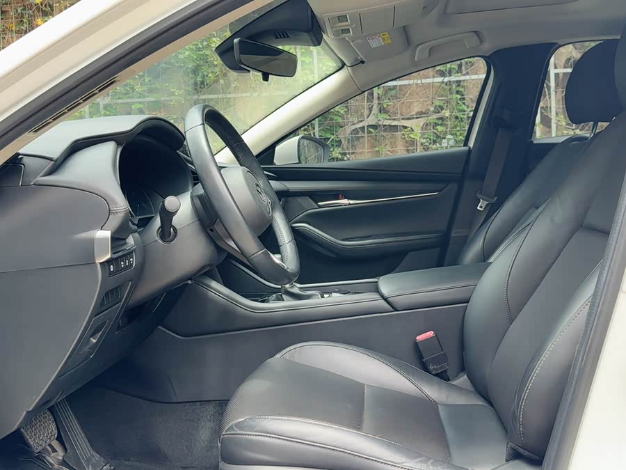 Mazda 3 Angkesela 2020