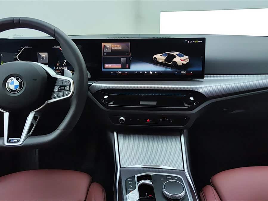 BMW 3 Series 2025 — фото 13