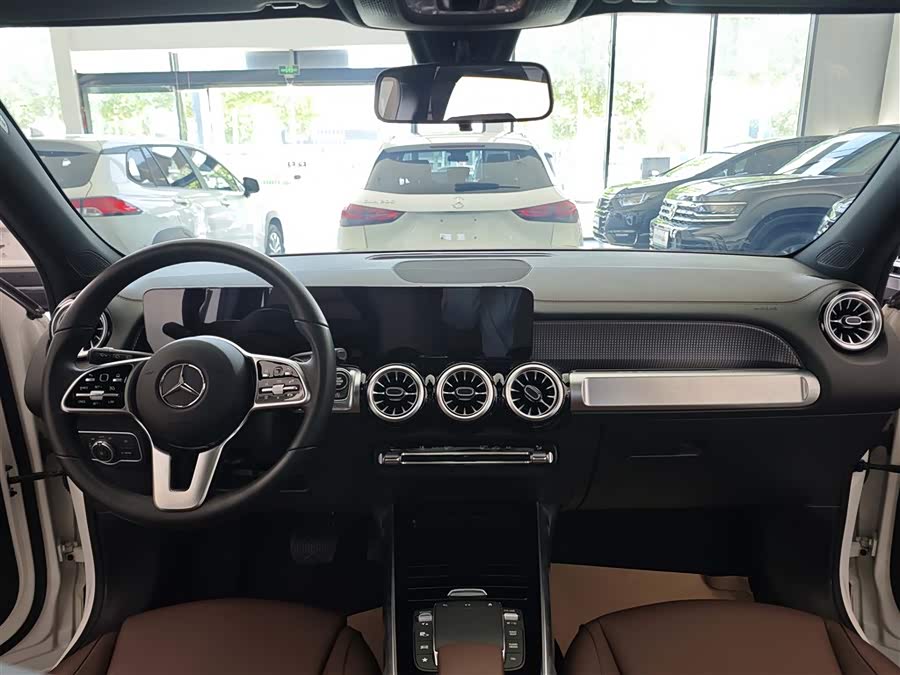 Mercedes-Benz GLB 2023 — фото 14