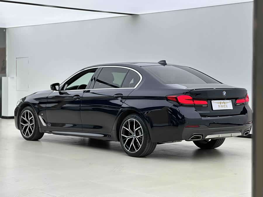 BMW 5 Series 2023