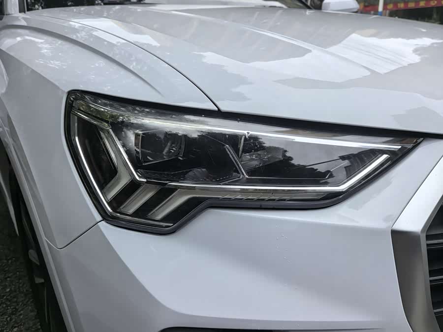 Audi Q3 2020 — фото 18