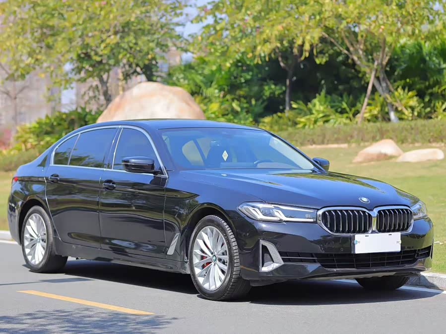 BMW 5 Series 2021