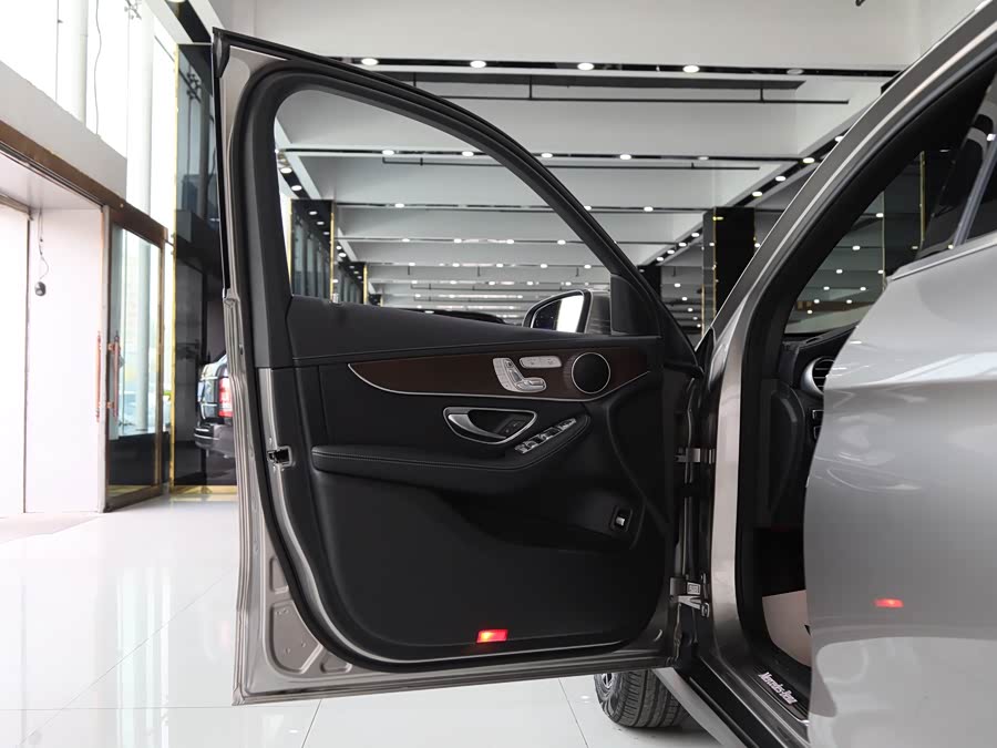 Mercedes-Benz GLC 2022