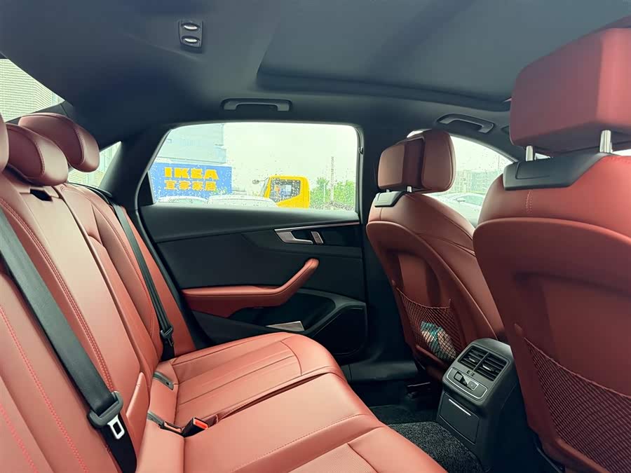 Audi A4L 2025
