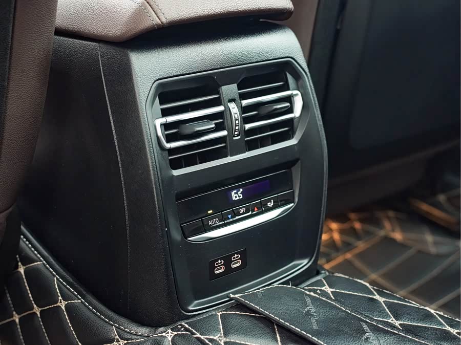 BMW 3 Series 2020 — фото 14