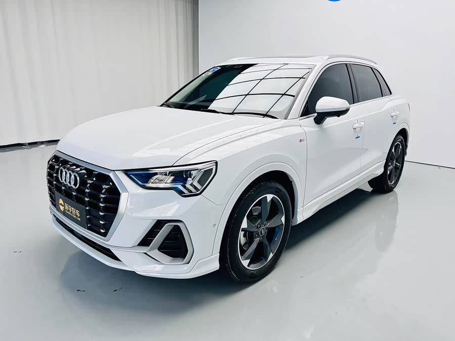 Audi Q3 2022