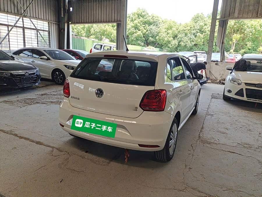 Volkswagen Polo 2016