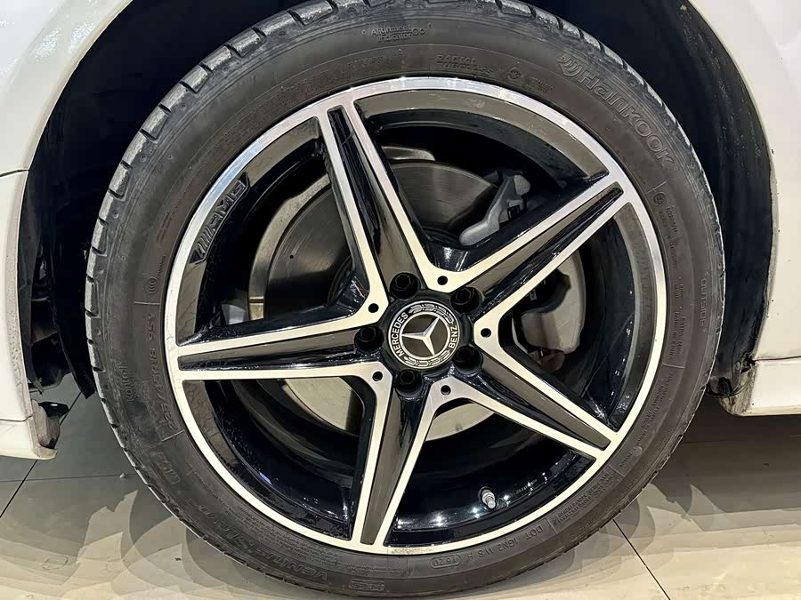 Mercedes-Benz C-Class 2020