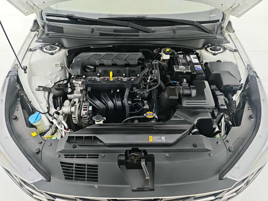 Hyundai Elantra 2021