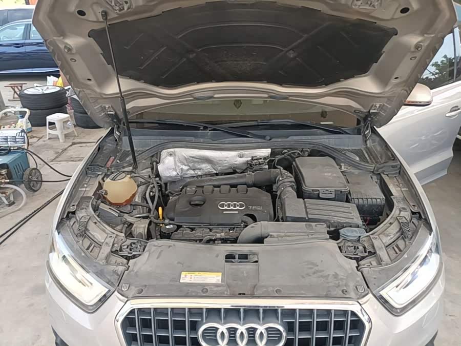 Audi Q3 2015 — фото 20