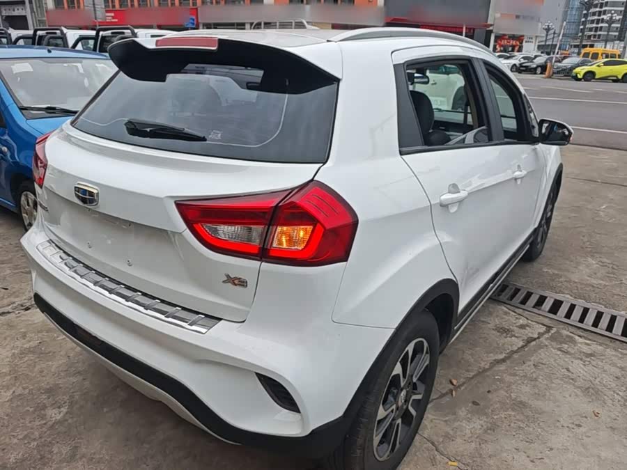 Geely Vision X3 2017