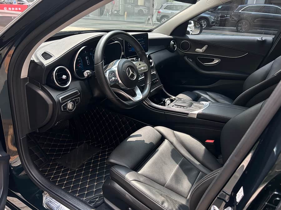 Mercedes-Benz C-Class 2021 — фото 16