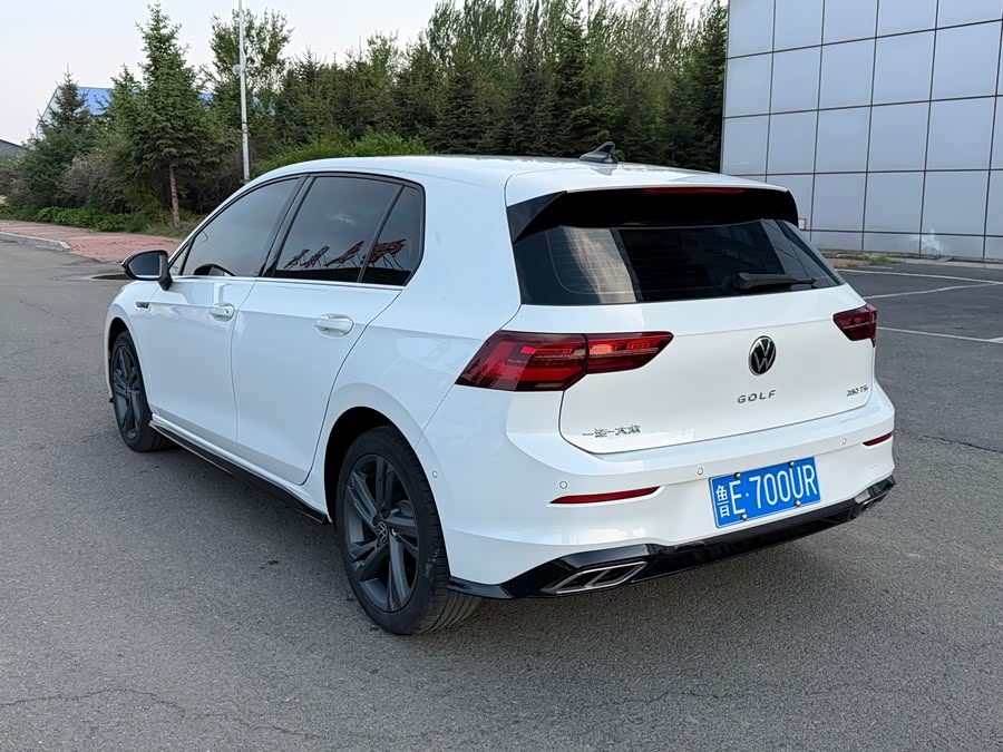 Volkswagen Golf 2023
