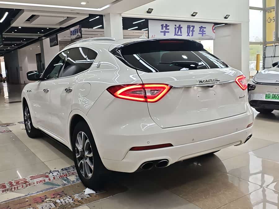 Maserati Levante 2016