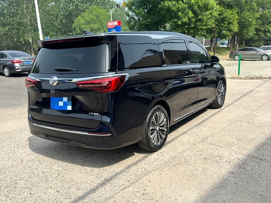Buick GL8 2023