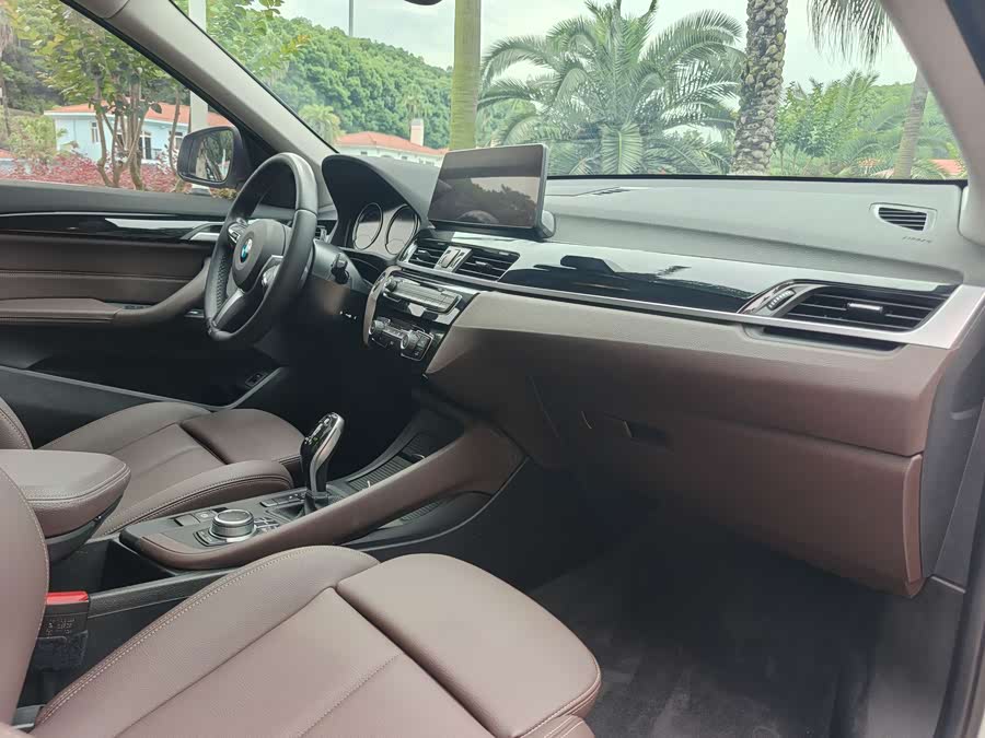 BMW X1 2022 — фото 12
