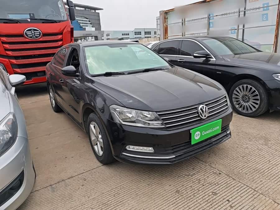 Volkswagen Lavida 2015