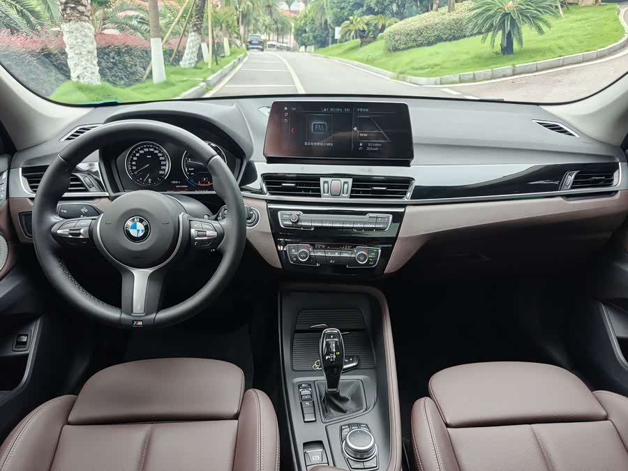 BMW X1 2022 — фото 8