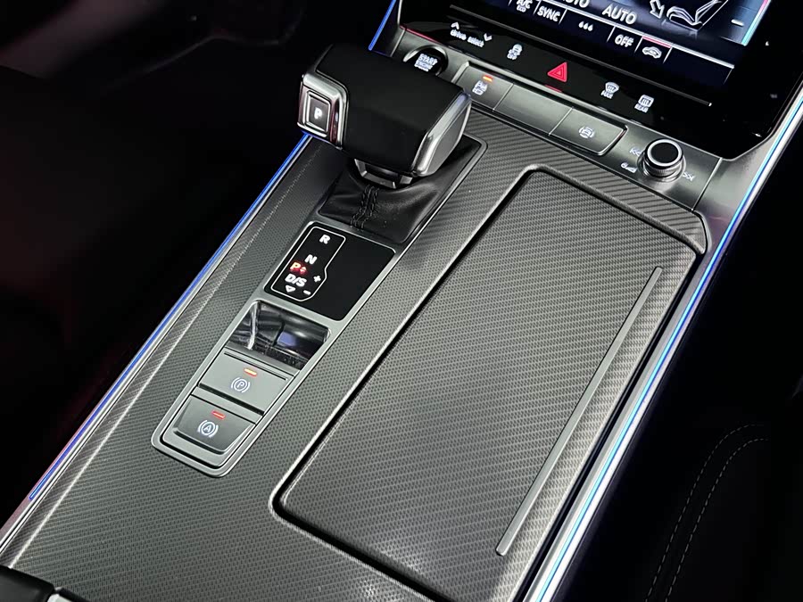 Audi A6L 2023 — фото 12