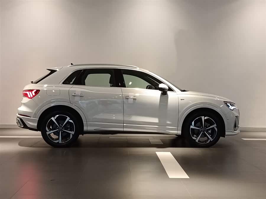 Audi Q3 2024