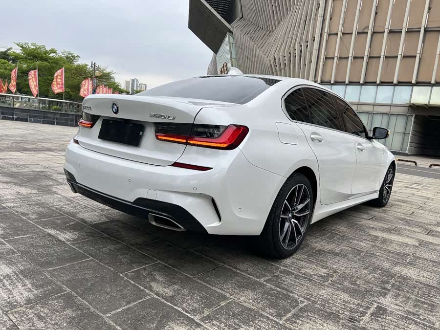 BMW 3 Series 2021