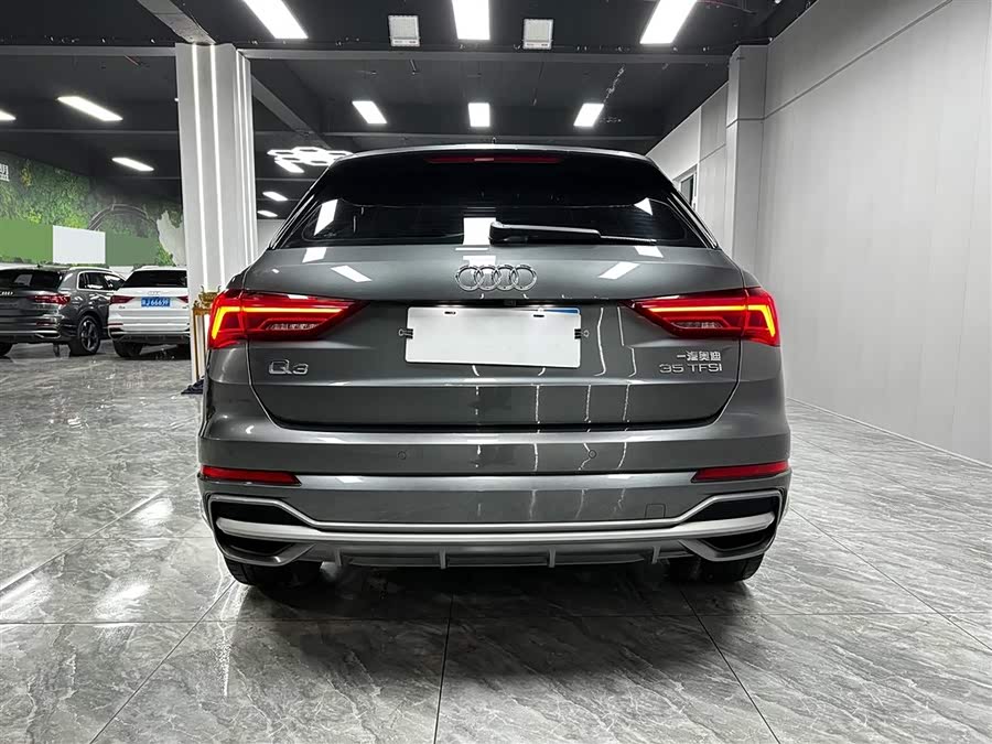 Audi Q3 2022