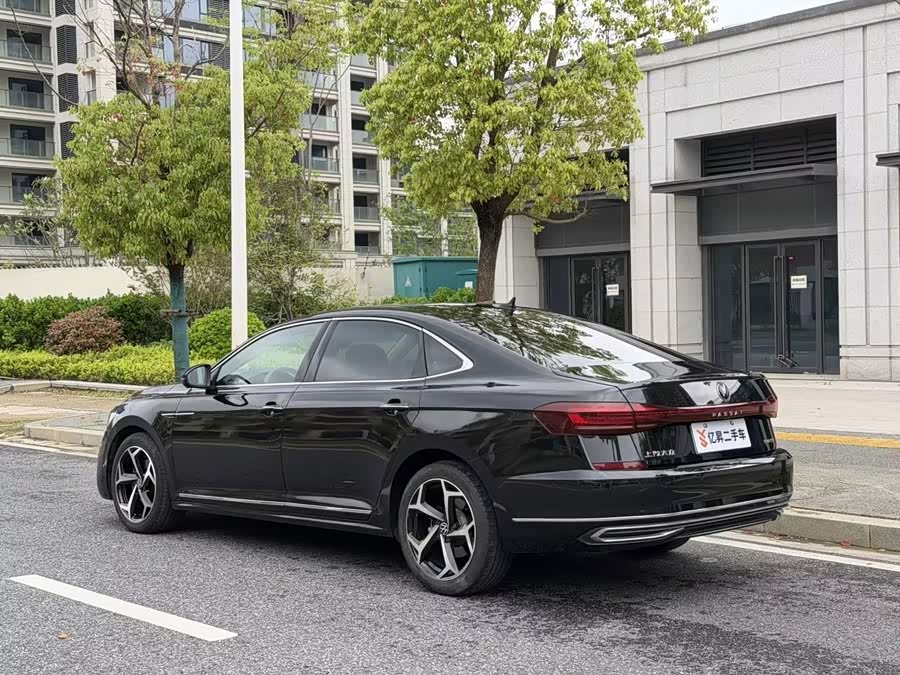 Volkswagen Passat 2023