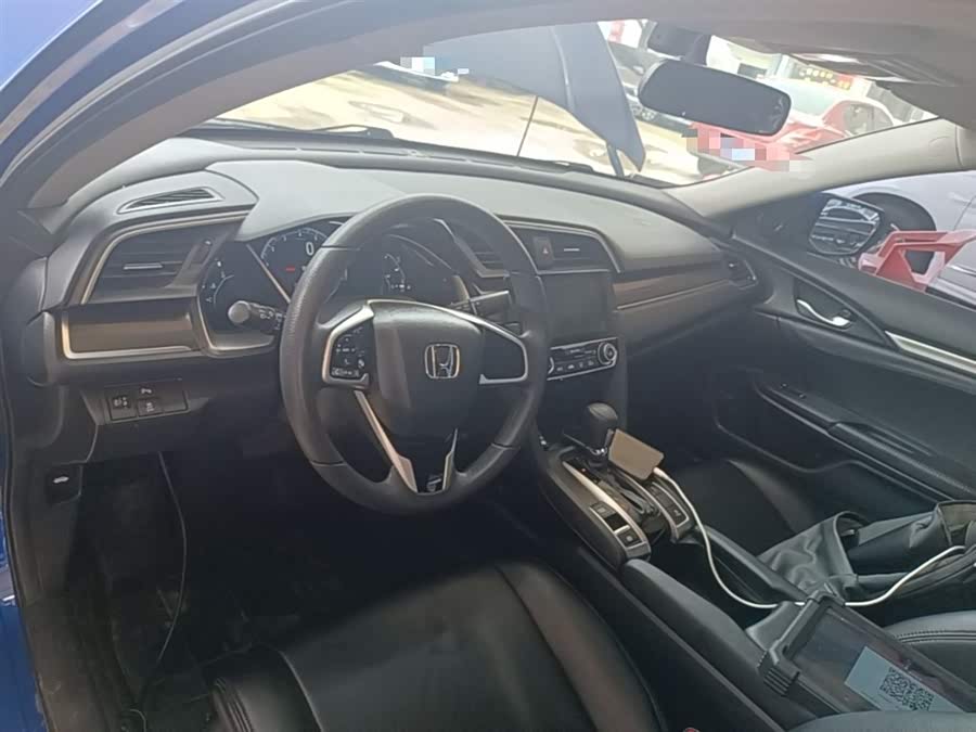 Honda Civic 2016 — фото 10