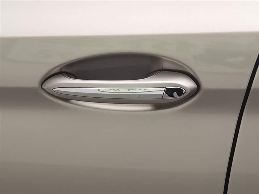 BMW 5 Series 2018 — фото 18