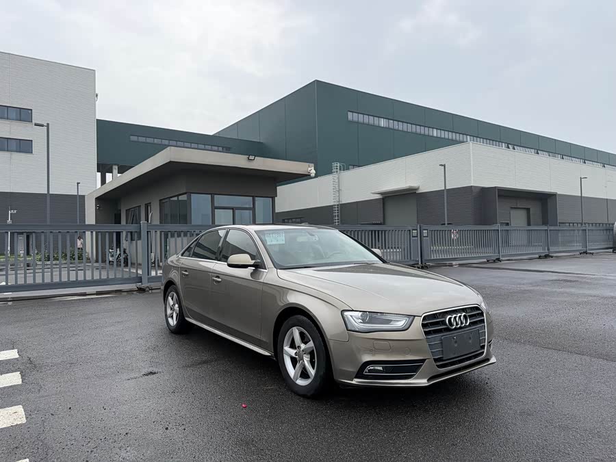 Audi A4L 2013