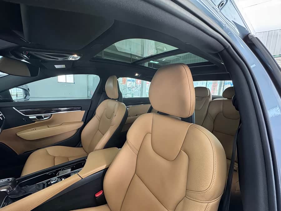 Volvo S90 2018