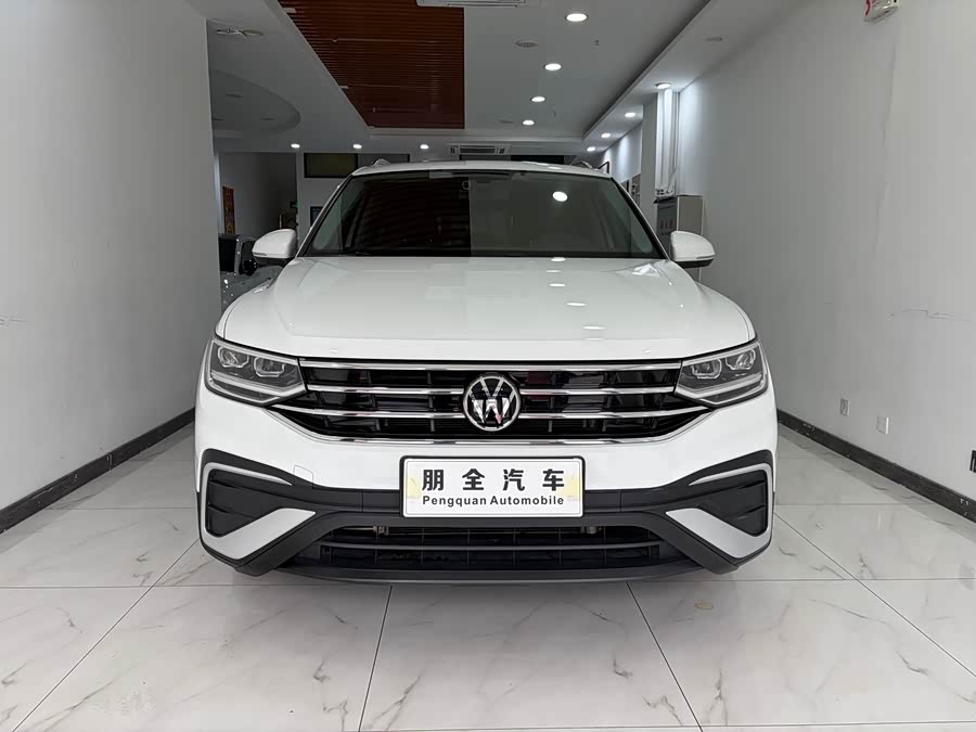 Volkswagen Tiguan L 2023