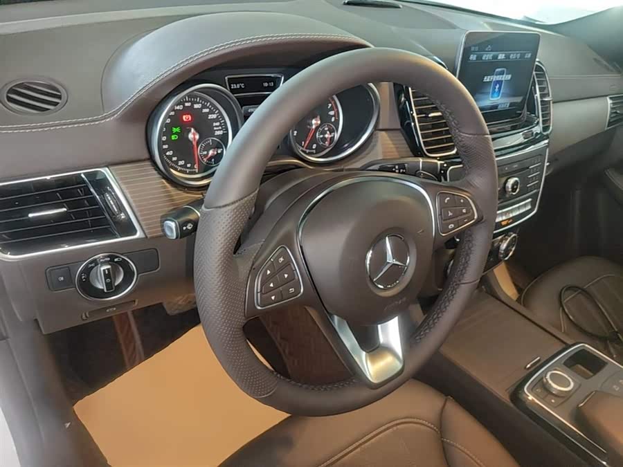Mercedes-Benz GLE 2019 — фото 10