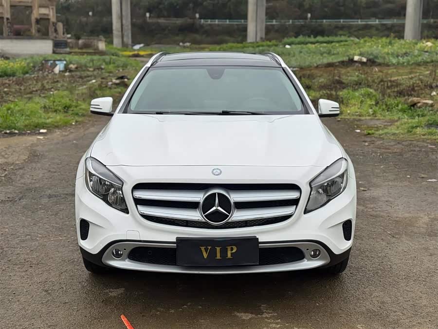 Mercedes-Benz GLA 2016