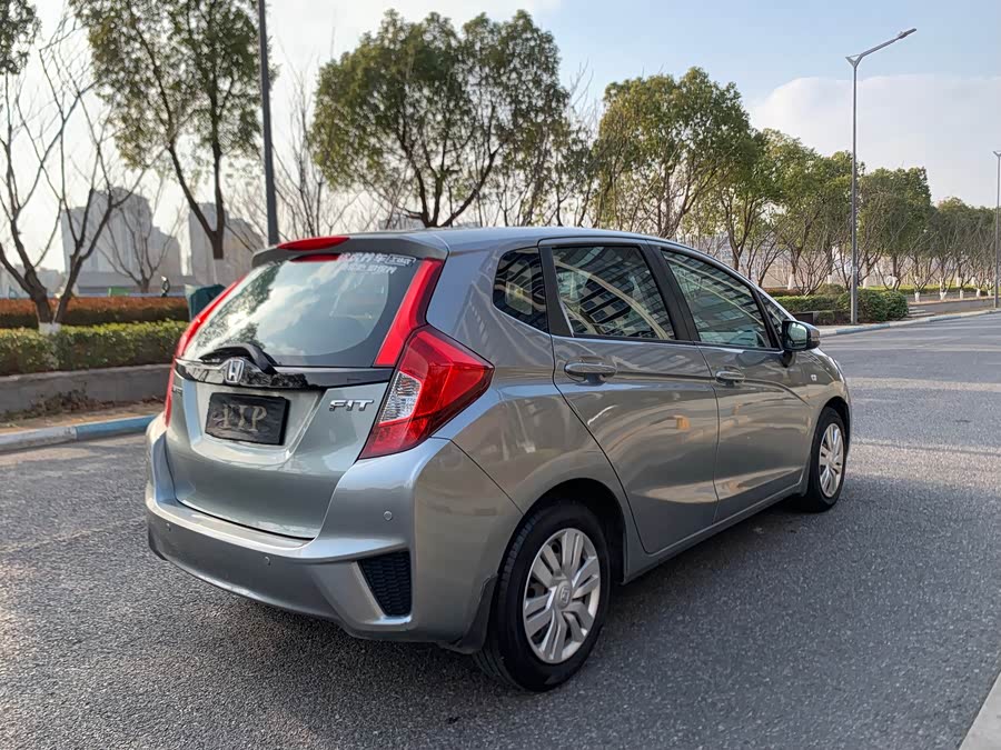Honda Fit 2016 — фото 8