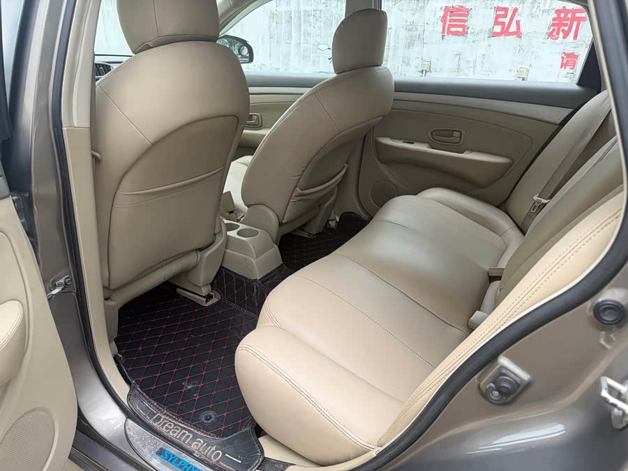 Nissan Sylphy 2016 — фото 8