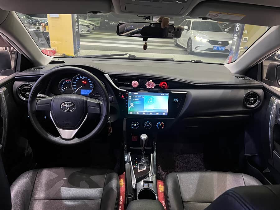 Toyota Corolla 2017 — фото 11