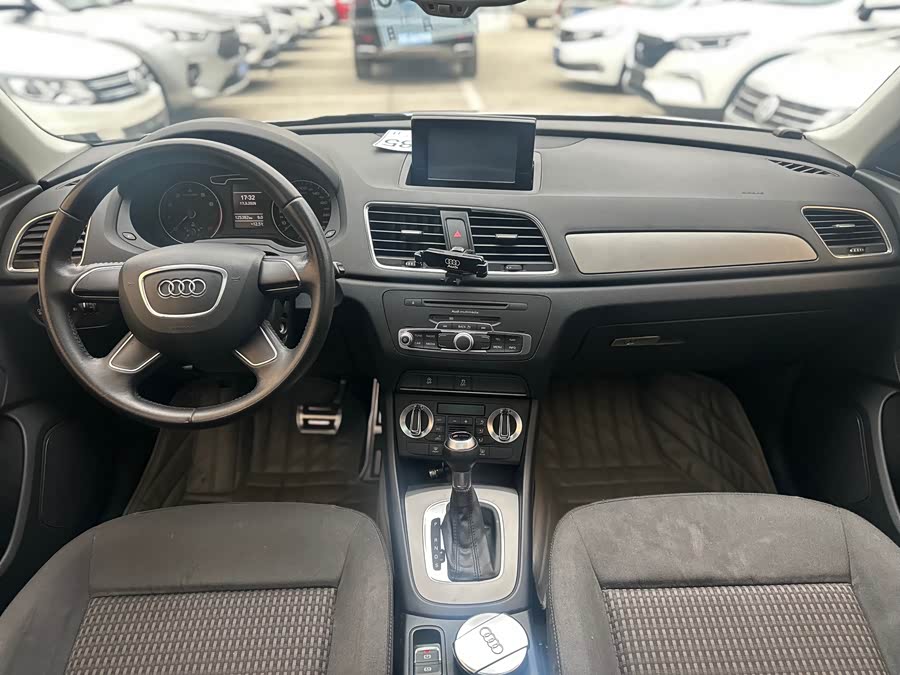 Audi Q3 2013