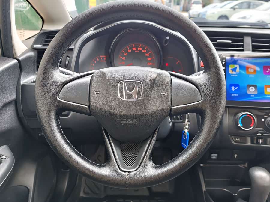 Honda Fit 2014 — фото 13