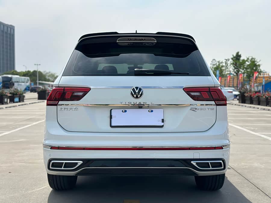 Volkswagen Tiguan L 2024