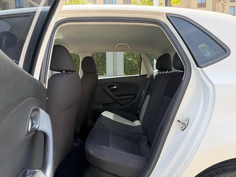 Volkswagen Polo 2013