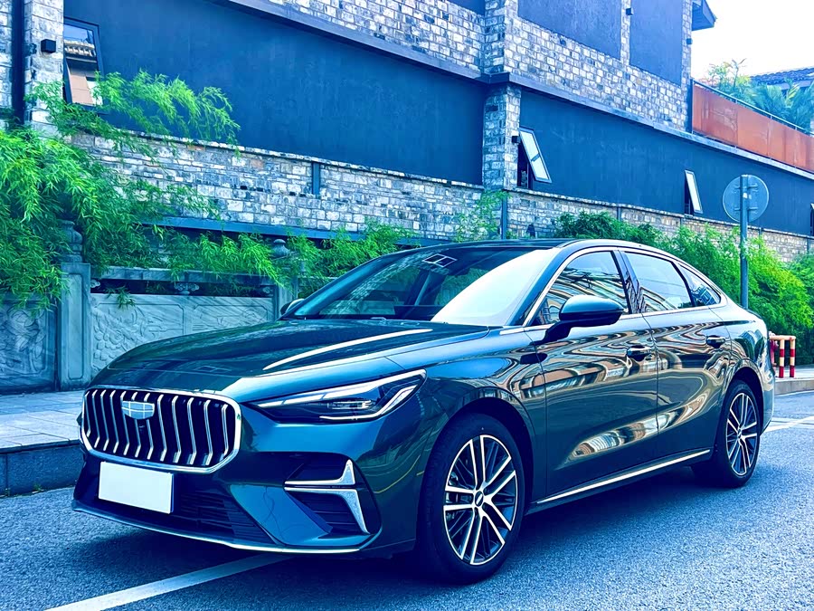 Geely Emgrand 2026