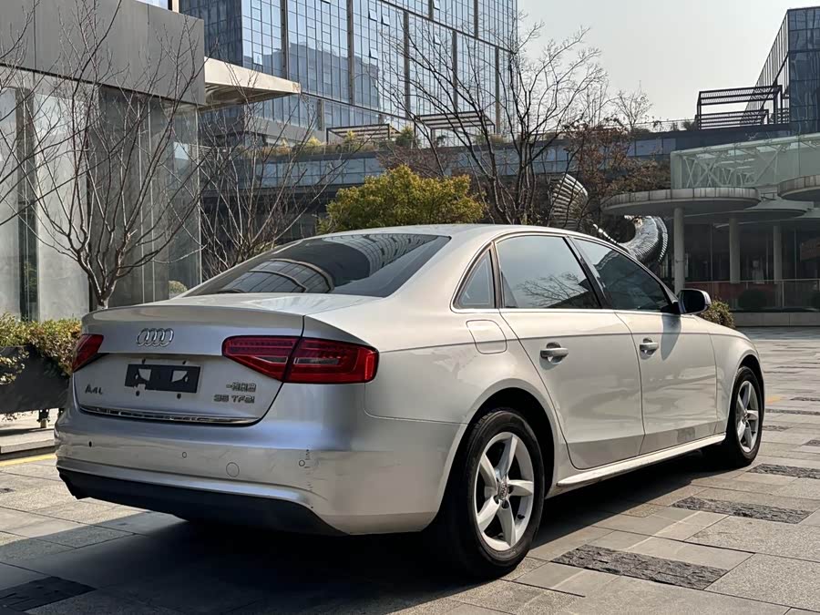 Audi A4L 2013