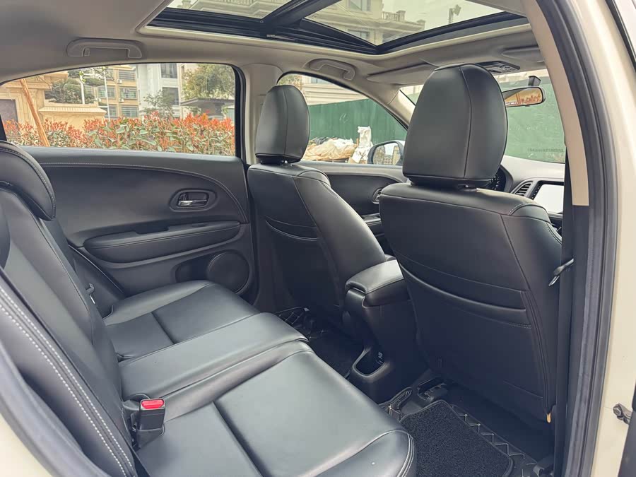 Honda Vezel 2020 — фото 10