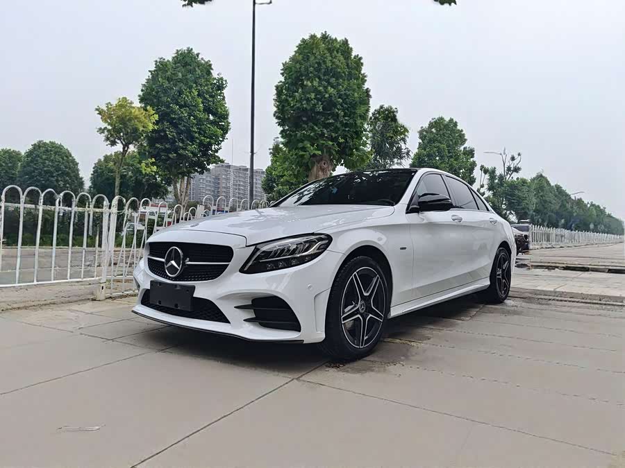 Mercedes-Benz C-Class 2021