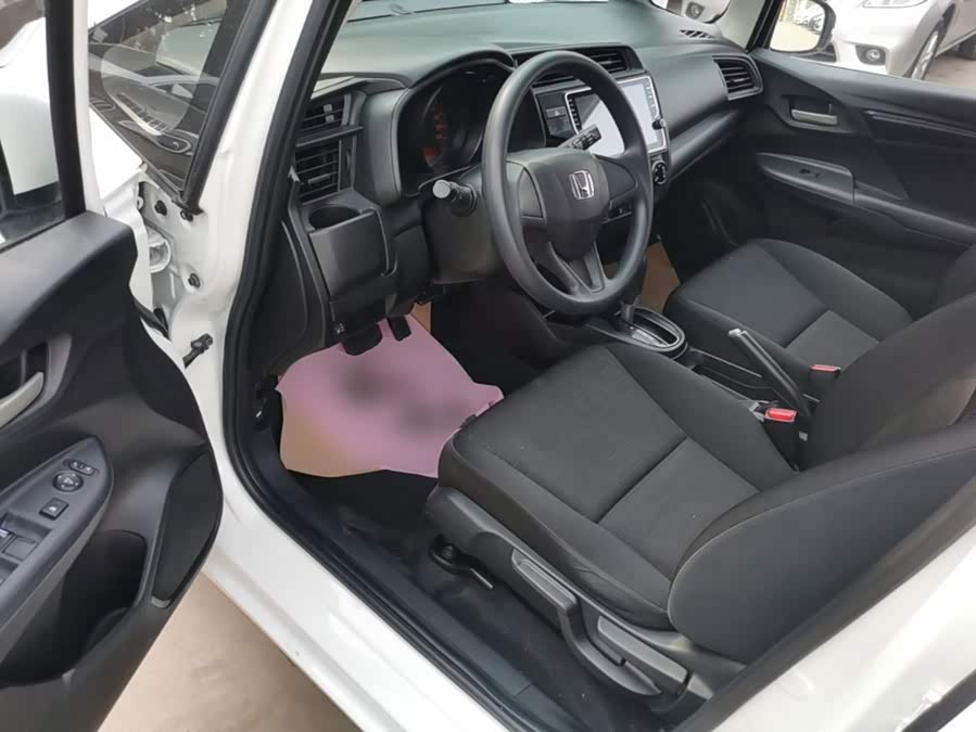 Honda Fit 2018 — фото 16