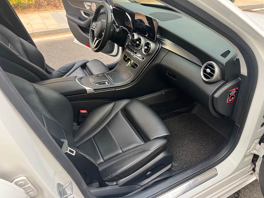 Mercedes-Benz C-Class 2019 — фото 11