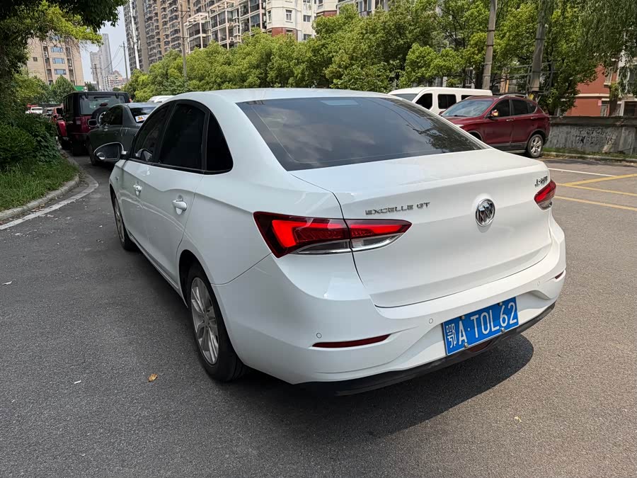Buick Excelle 2021