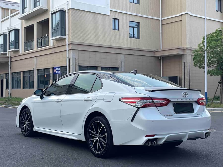 Toyota Camry 2023